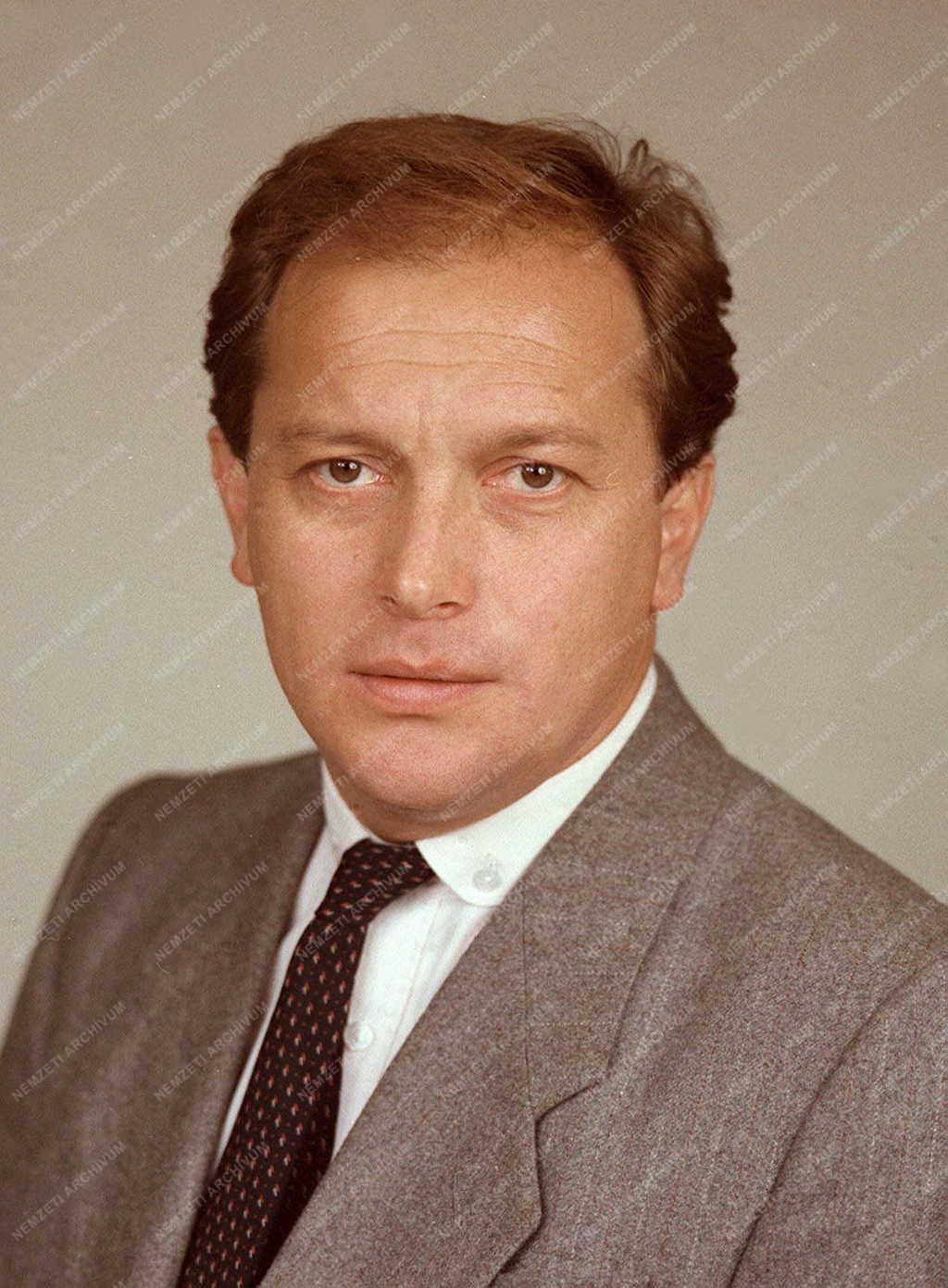 Művész portré - Balázsovits Lajos