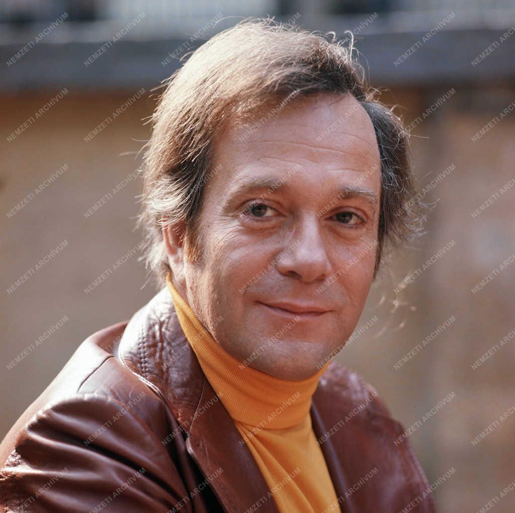 Színház - Márkus László
