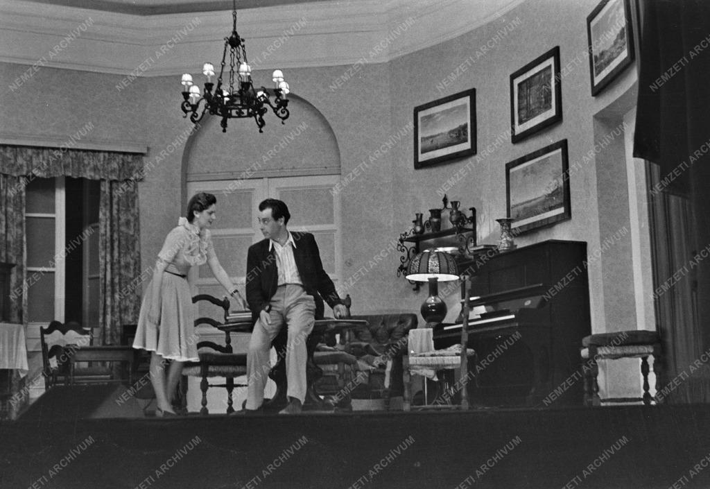 Kultúra - Archibald Joseph Cronin A nagy út című színdarabjának bemutatója a Művész Színházban