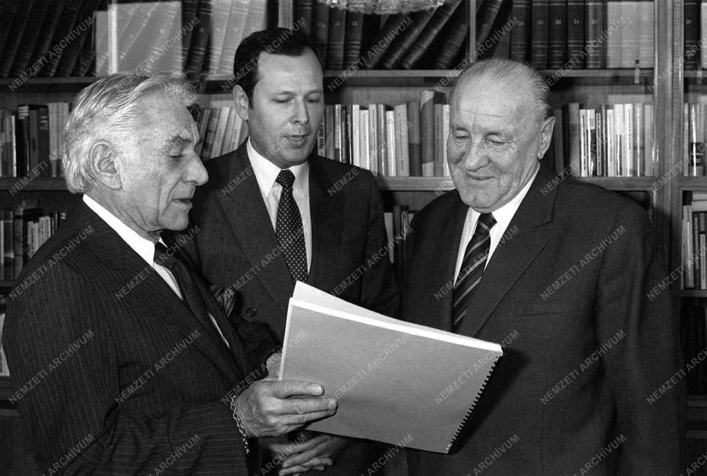 Külkapcsolat - Kádár János fogadta Leonard Bernsteint