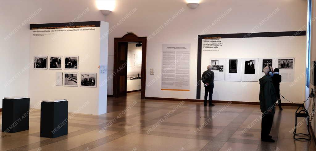 Kultúra - Pilinszky János költő fényképeinek kiállítása