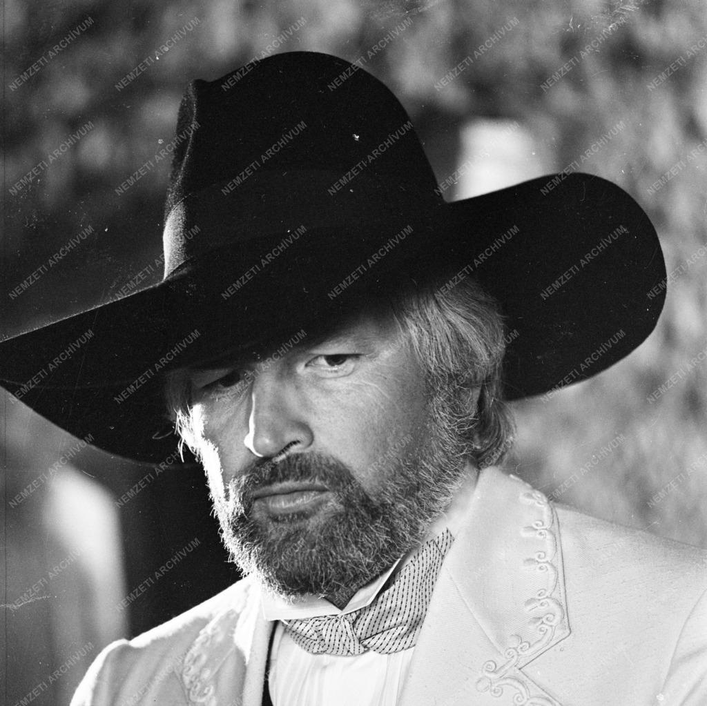 Kultúra - Film - A Sándor Mátyás című tv-sorozat forgatása