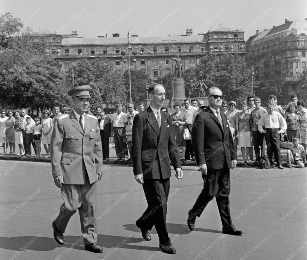 Külkapcsolat - Diplomácia - Holland Királyság első magyarországi nagykövetének megbízólevél átadása
