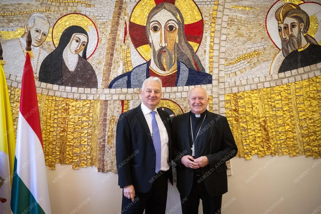 Semjén Zsolt Belgrádban