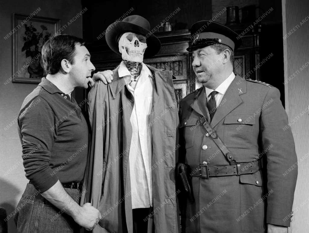 A Vígszínház bemutatja október 3-án Csurka István: „Szájhős” című szánalmas komédiáját