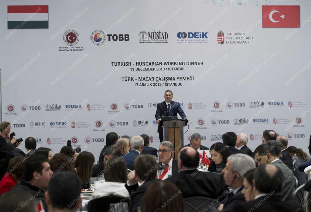 Orbán Viktor Isztambulban 