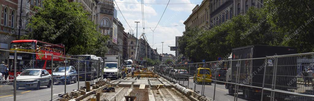 Városkép - Budapest - Villamos pálya felújítás