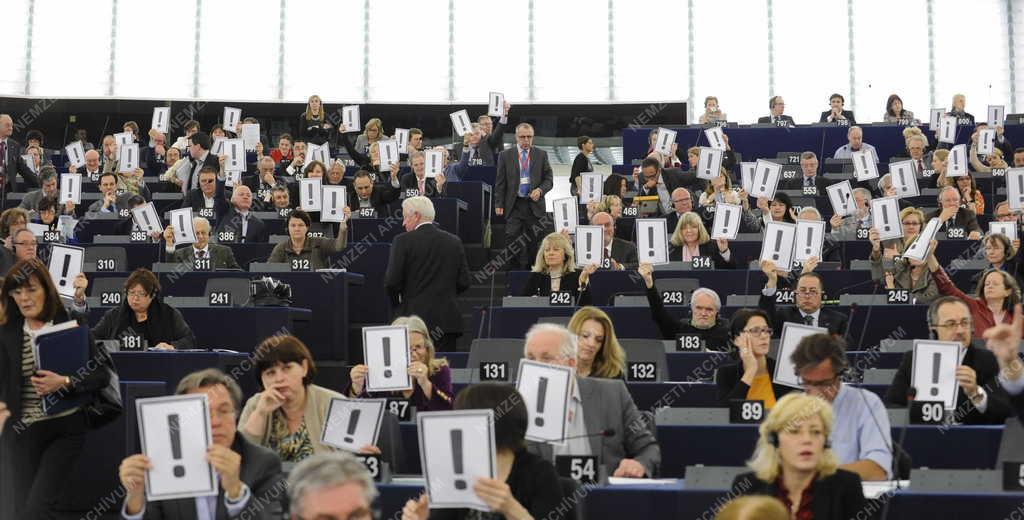 Alkotmánymódosítás - Európai Parlament