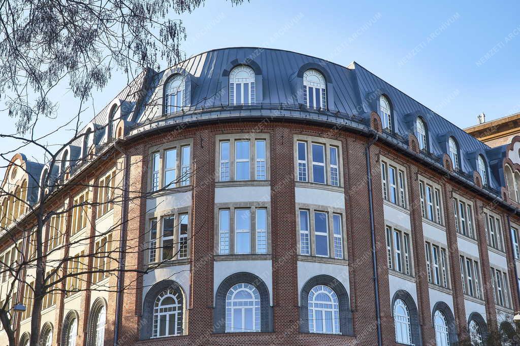 Közigazgatás - Budapest Főváros Kormányhivatala, Nyugdíjbiztosítási Főosztály