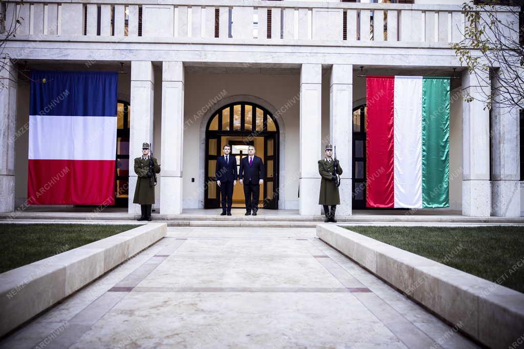 Orbán Viktor fogadta Emmanuel Macron francia elnököt