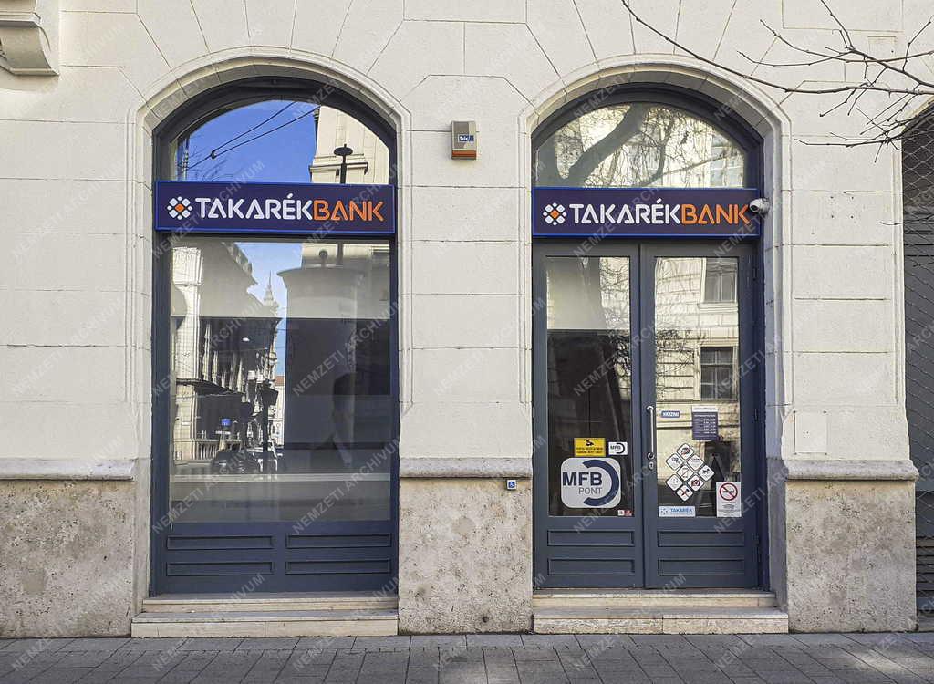 Pénzügy - Budapest - Takarékbank Zrt. fiókja