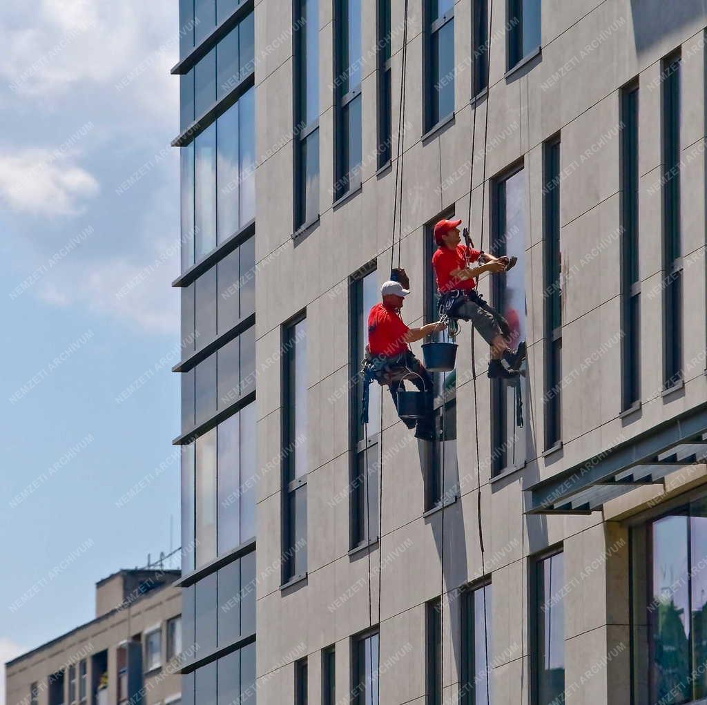 Budapest - Ipari alpinisták