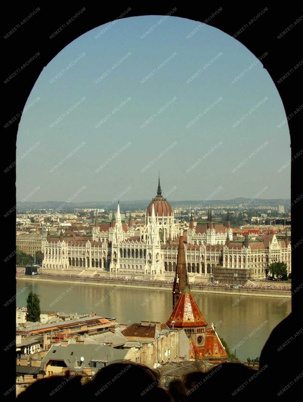 Budapest - Városkép - Parlament