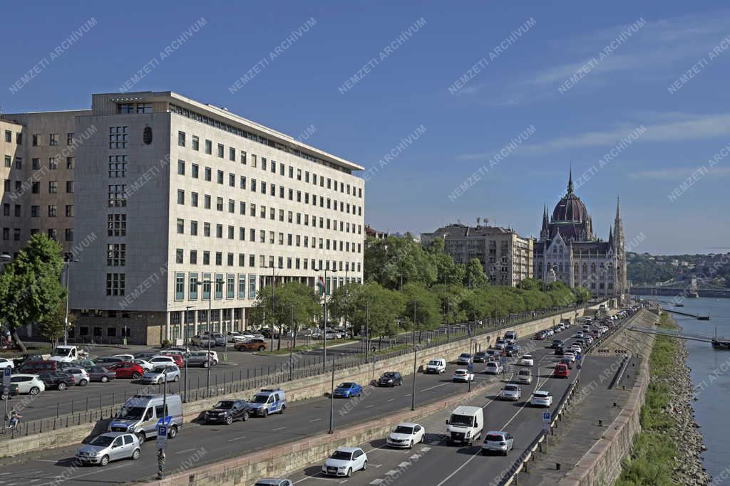 Épületfotó - Budapest - Képviselői Irodaház