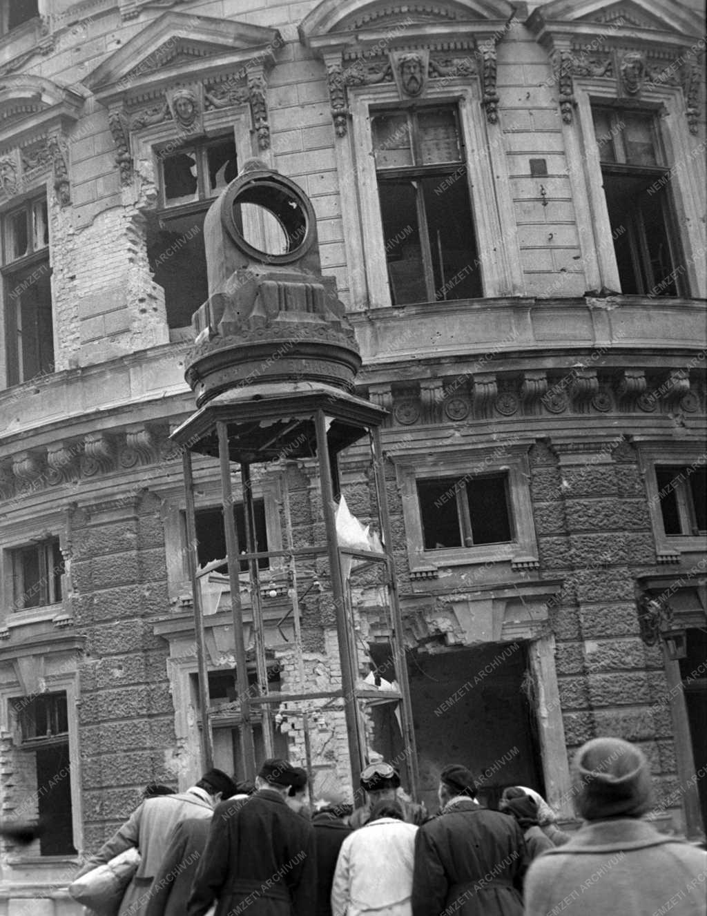 Városkép - Budapest az 1956-os forradalom és szabadságharc után