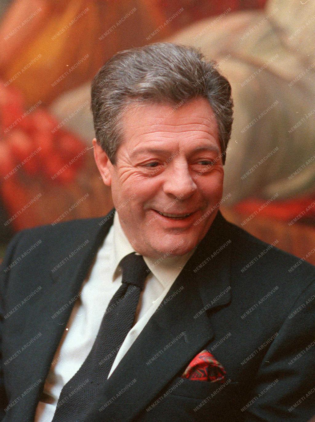 Marcello Mastroianni olasz filmszínész