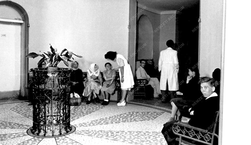 Egészségügy - A Haynal-klinika újjáépítése