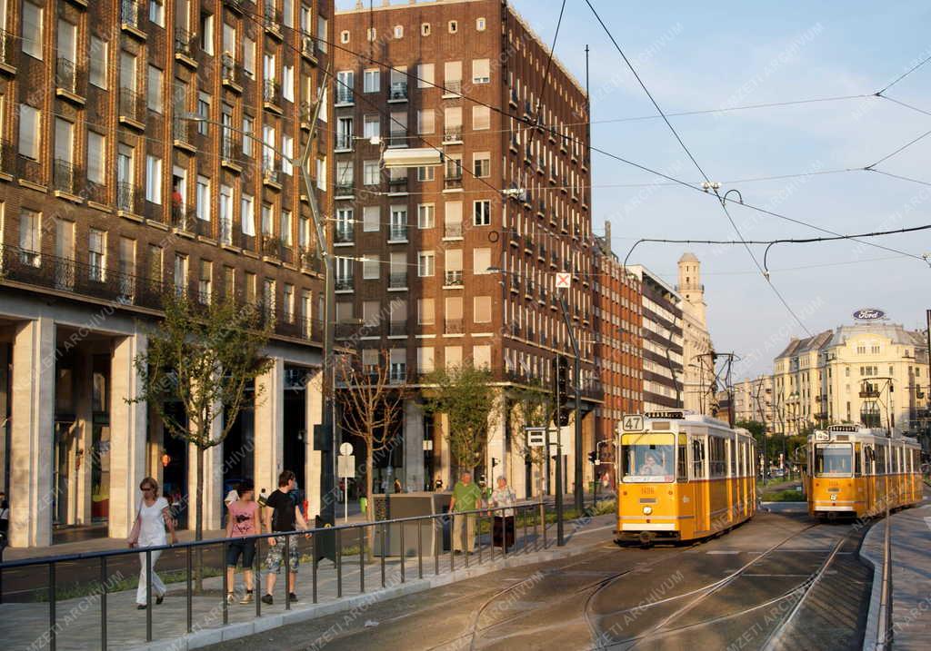 Budapest - Közlekedés - Károly körút