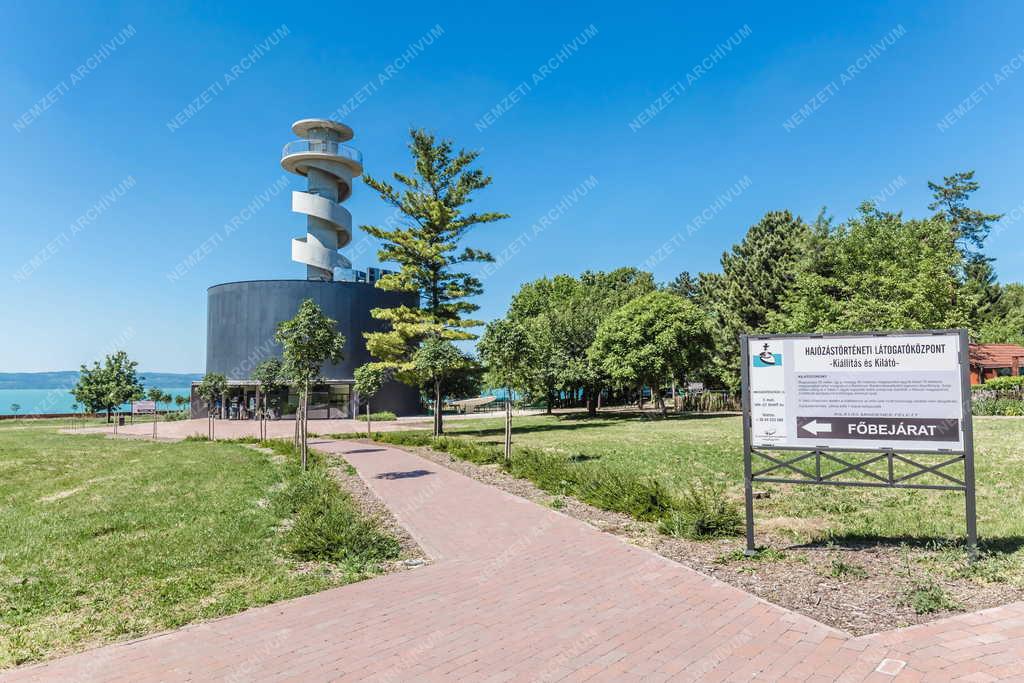 Épület - Balatonföldvár - Kilátó