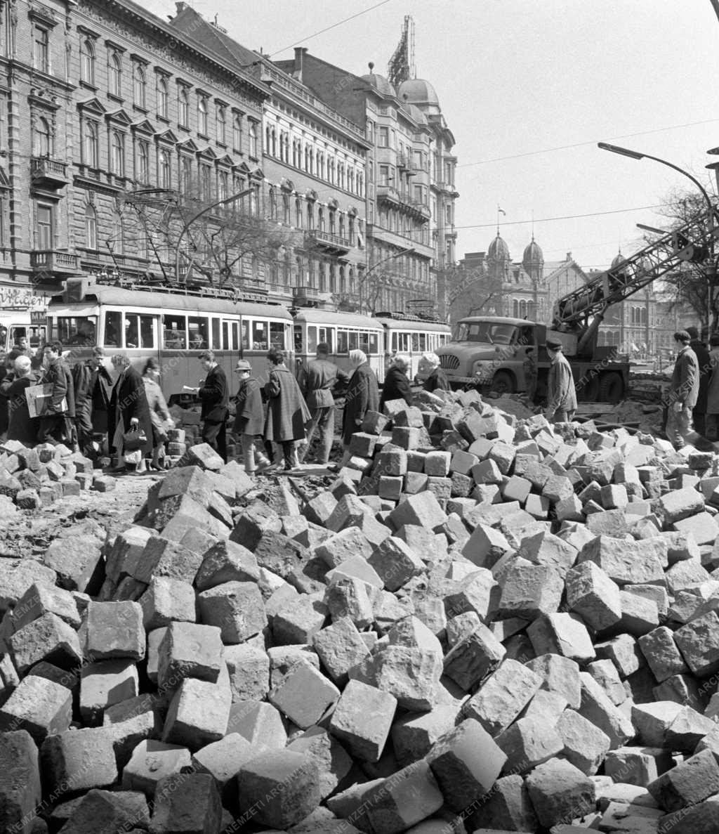 Városkép - Budapest - Útfelújítás