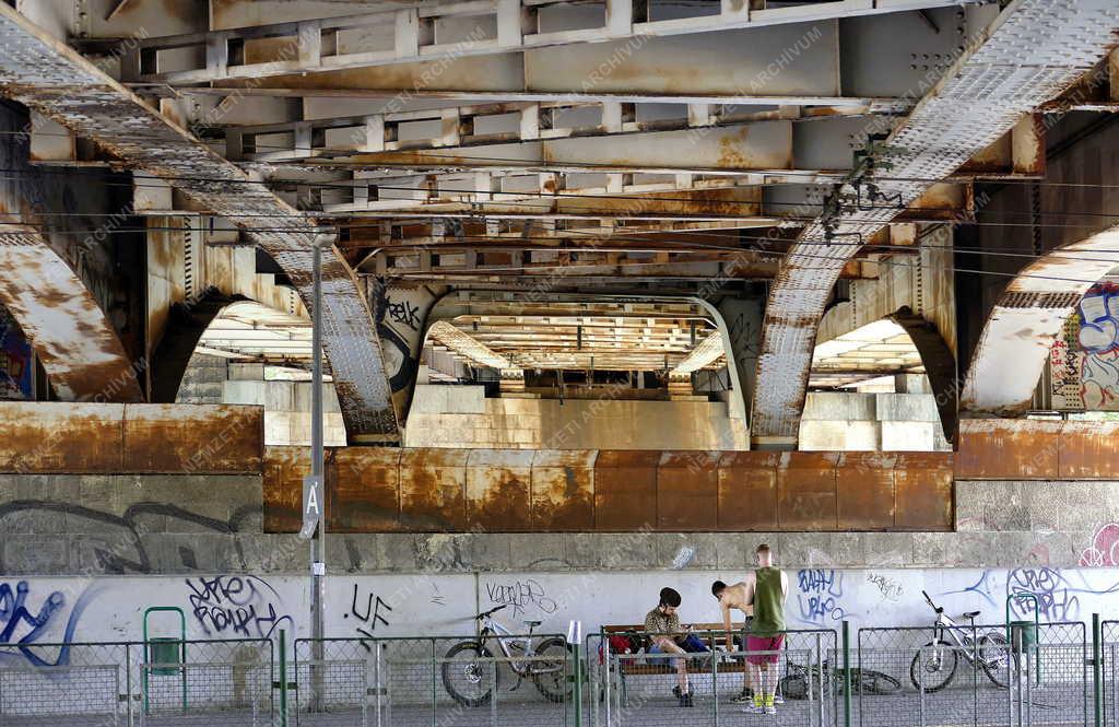 Városkép - Budapest - Az Árpád híd Óbudánál