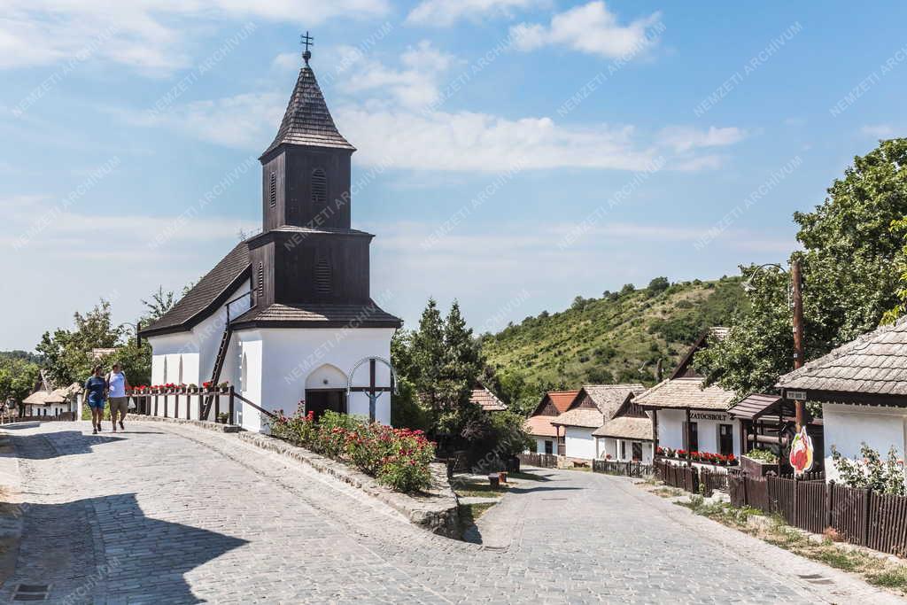 Turizmus - Hollókő - Falumúzeum