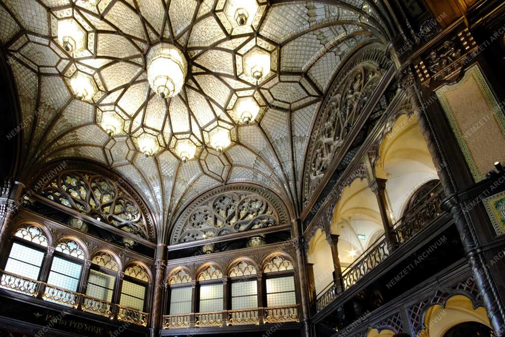 Vendéglátás - Budapest - Párisi Udvar Hotel Budapest 
