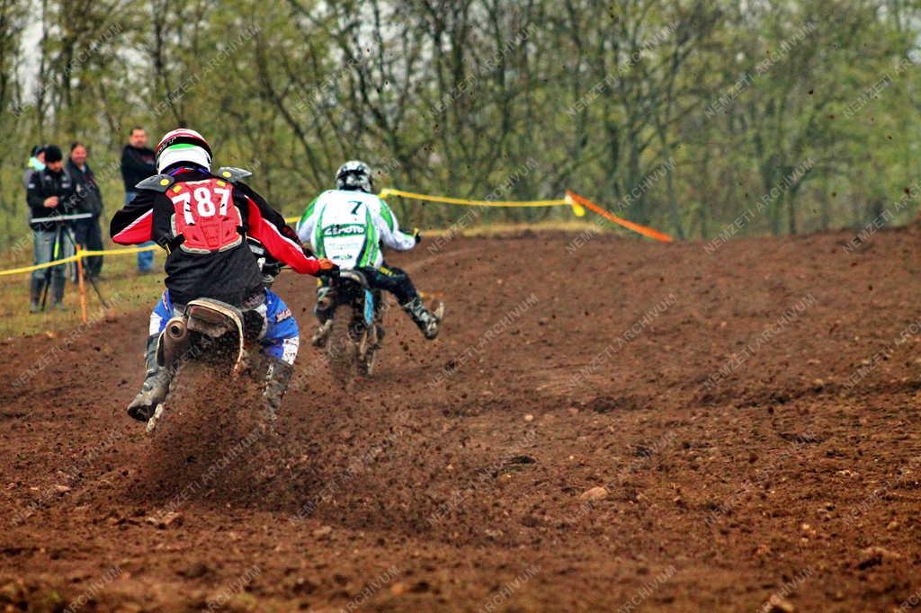 Sport - Kup - Motocross verseny