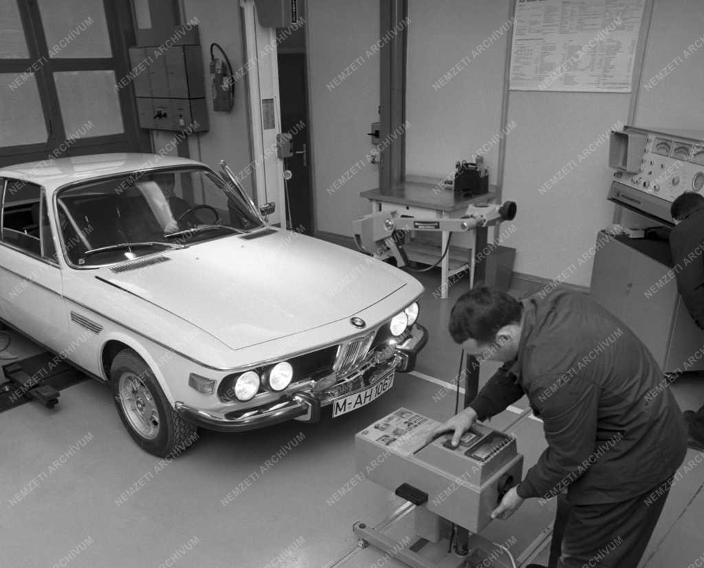 Közlekedés - Megnyílt a BMW központi szervizműhelye