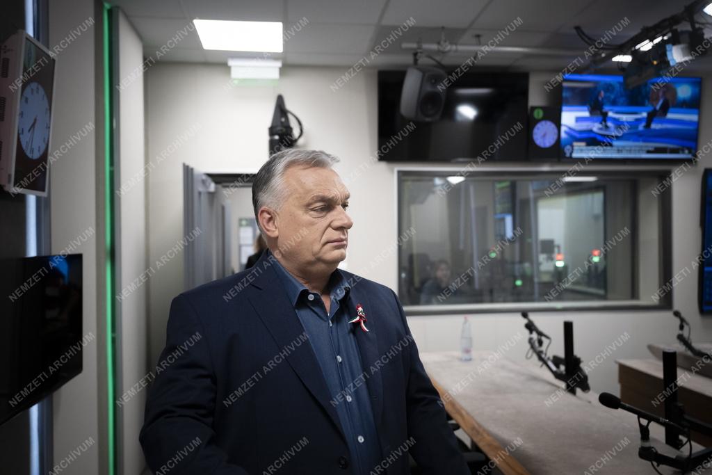 Miniszterelnöki interjú a Kossuth rádióban