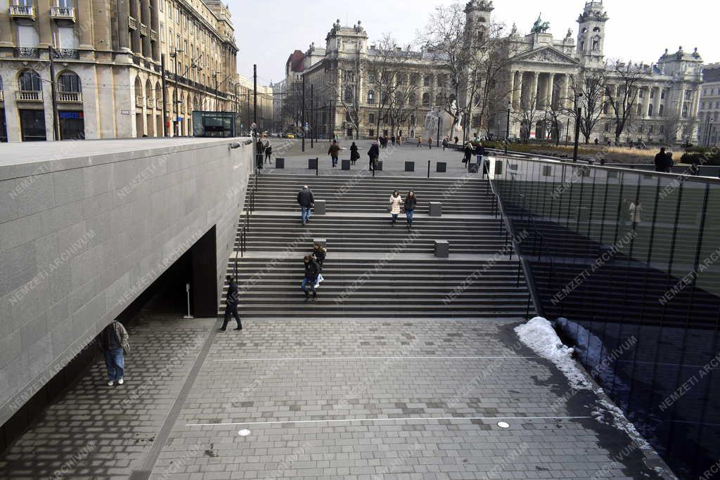 Városkép - Budapest - Országház Látogatóközpont