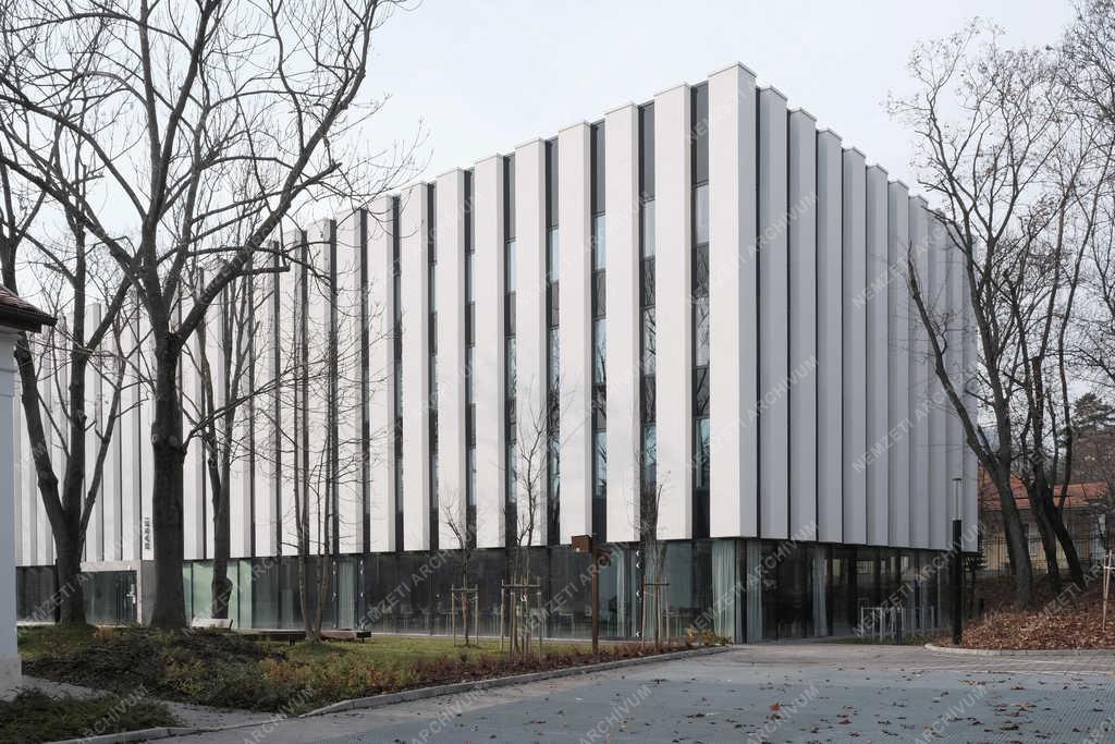 Oktatás - Budapest - Moholy-Nagy Művészeti Egyetem