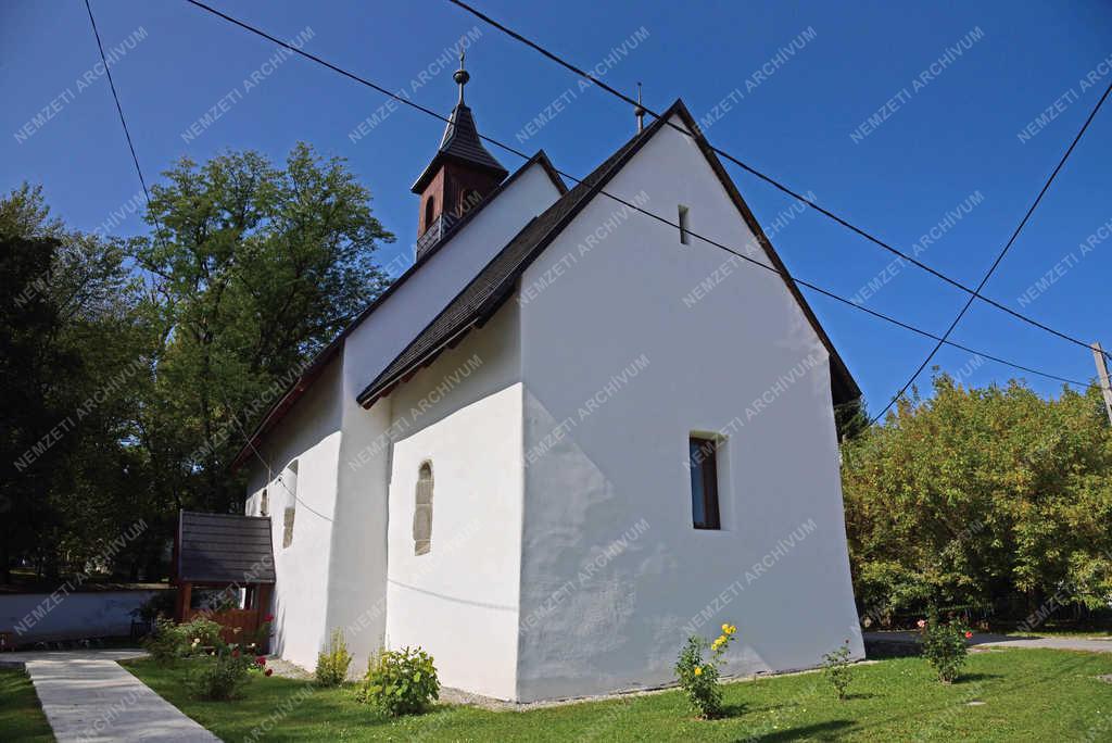 Egyházi épület - Ragály - Református templom