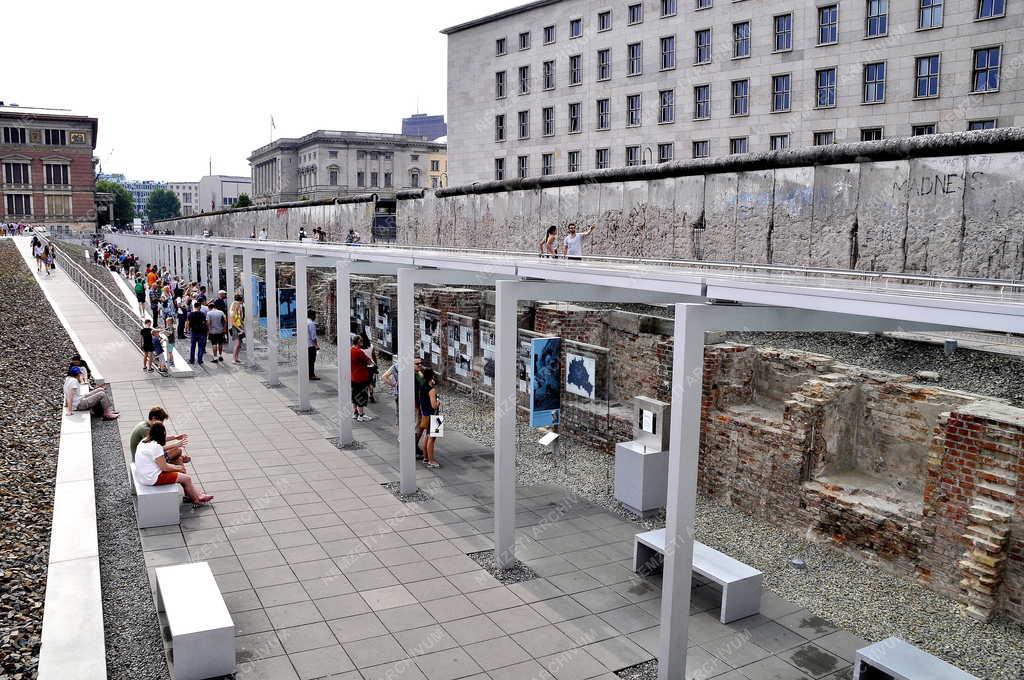 Kiállítás - Berlin - Berlin 1933-1989. cimű kiállítás