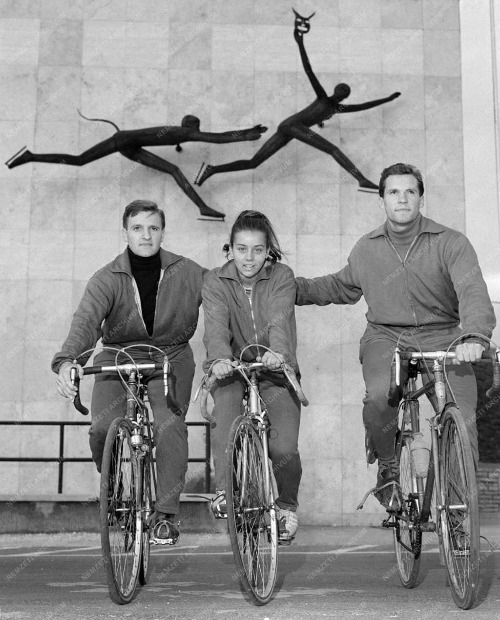 Sport - Edzenek a korcsolyázók