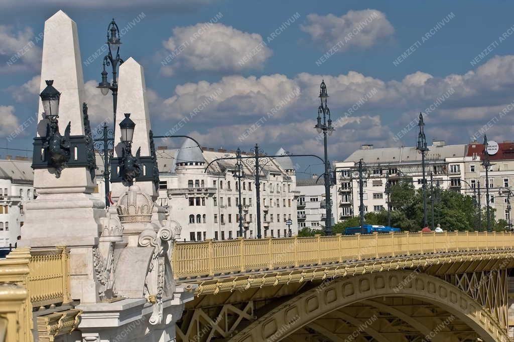 Városkép - Budapest - A Margit híd középpillére