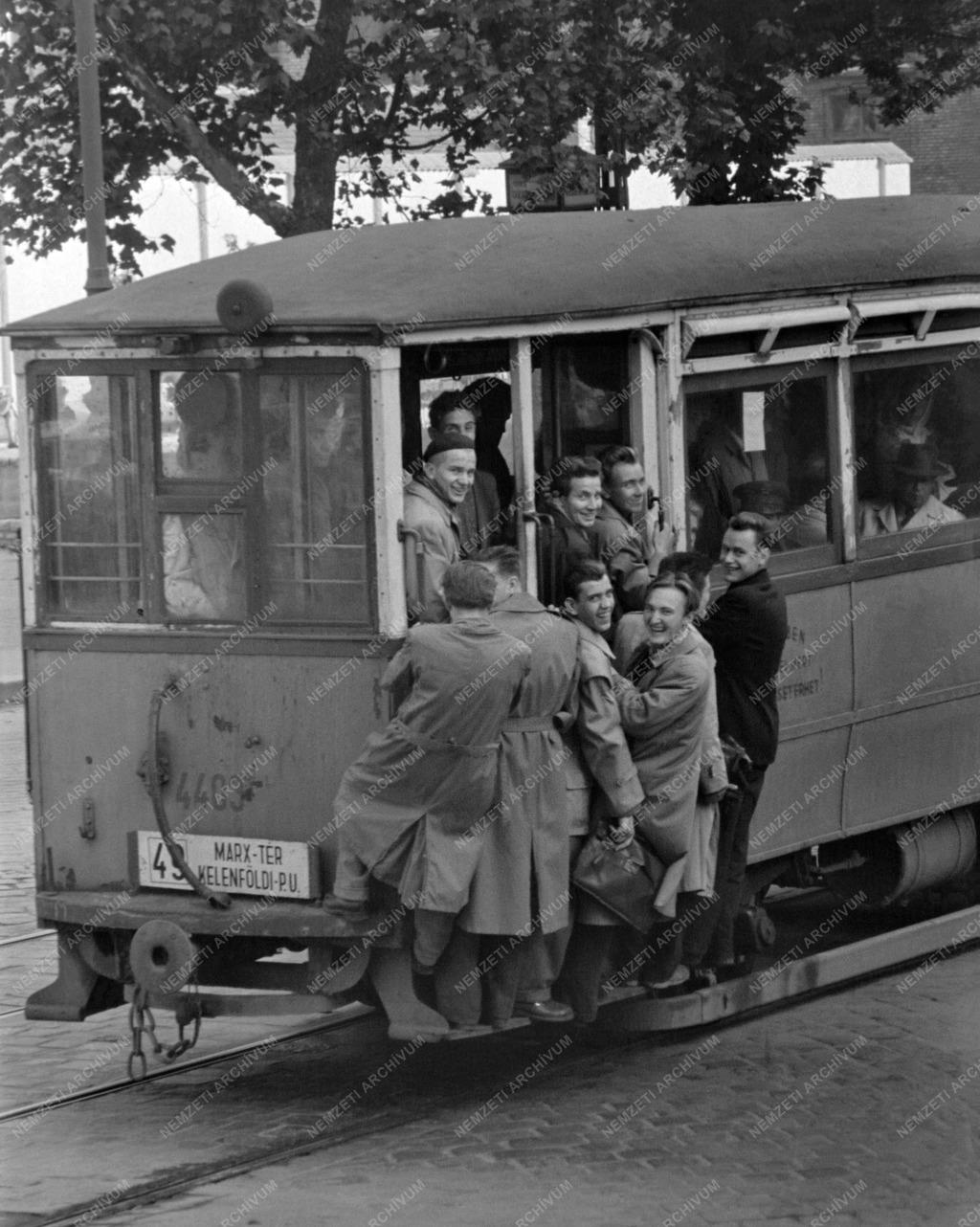 Életkép - Budapesti pillanatképek