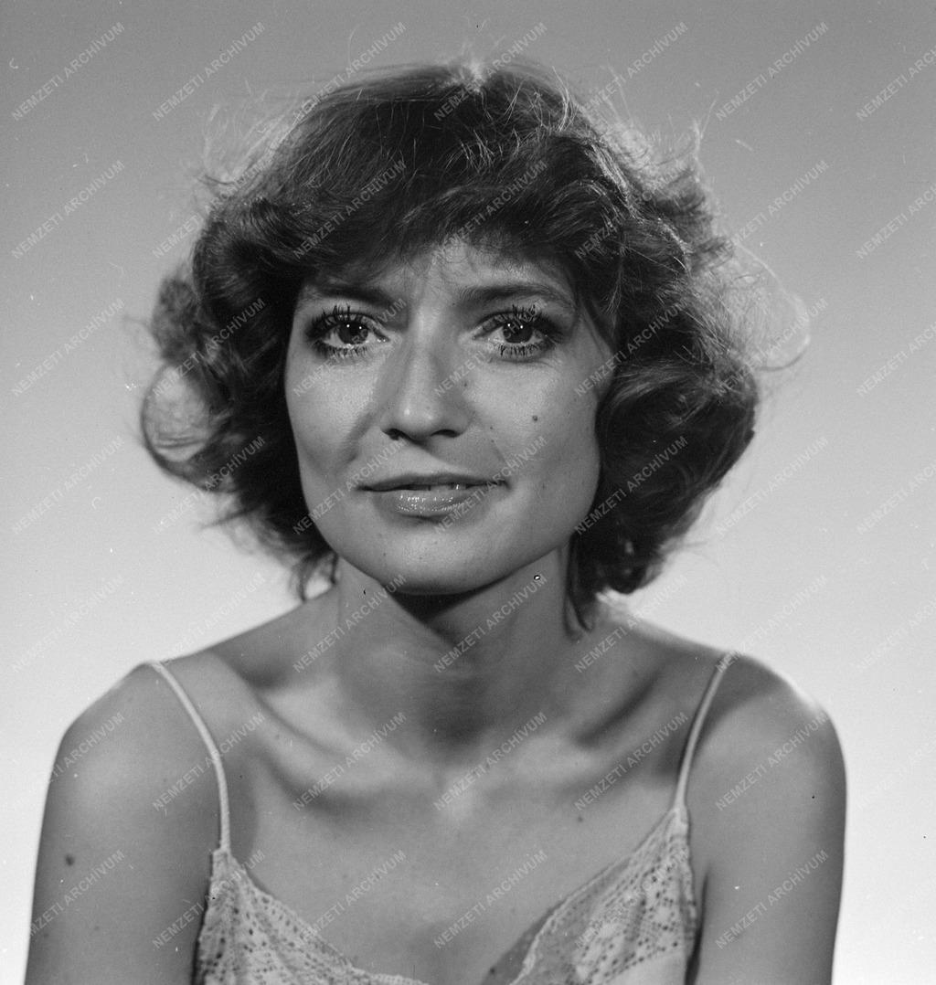 Kultúra - Kútvölgyi Erzsébet színművész