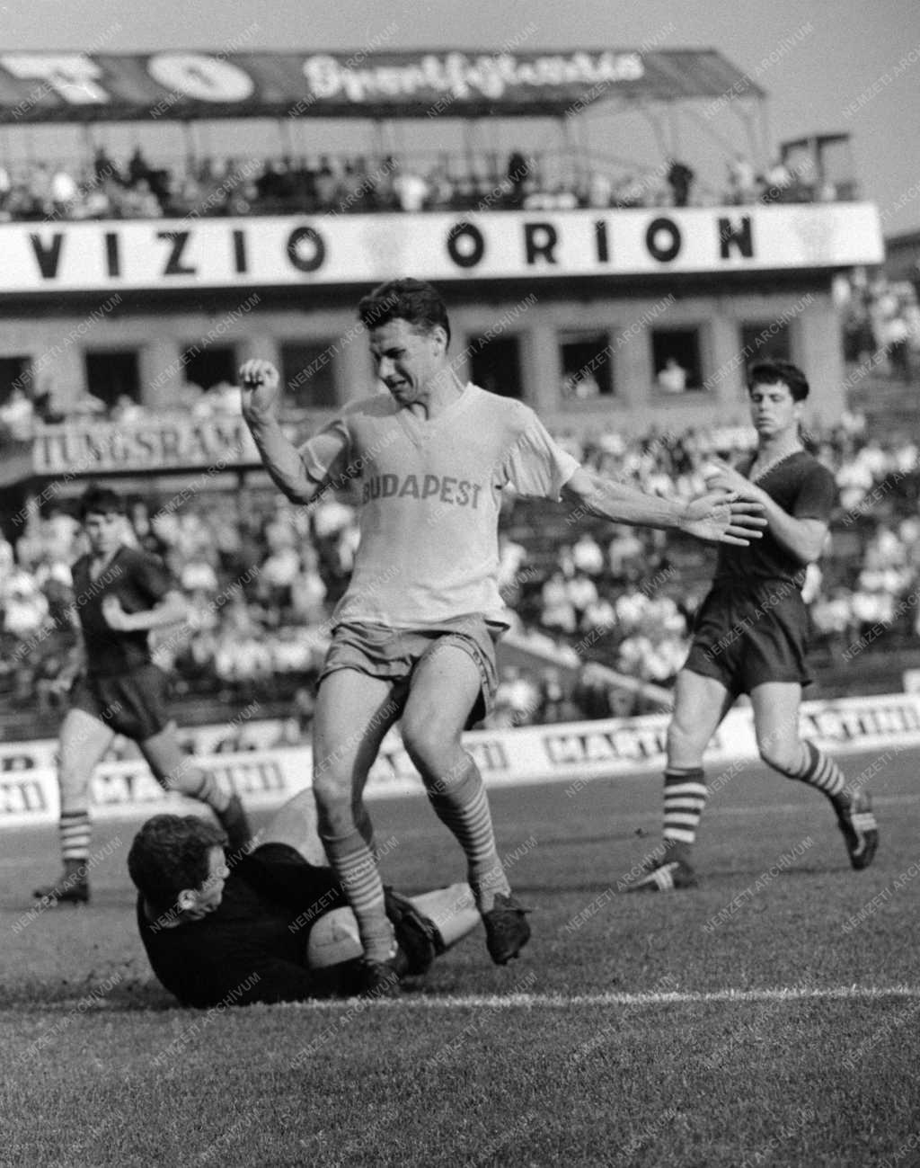 Sport - Labdarúgás - Ifjúsági Válogatott – Budapest - Halle