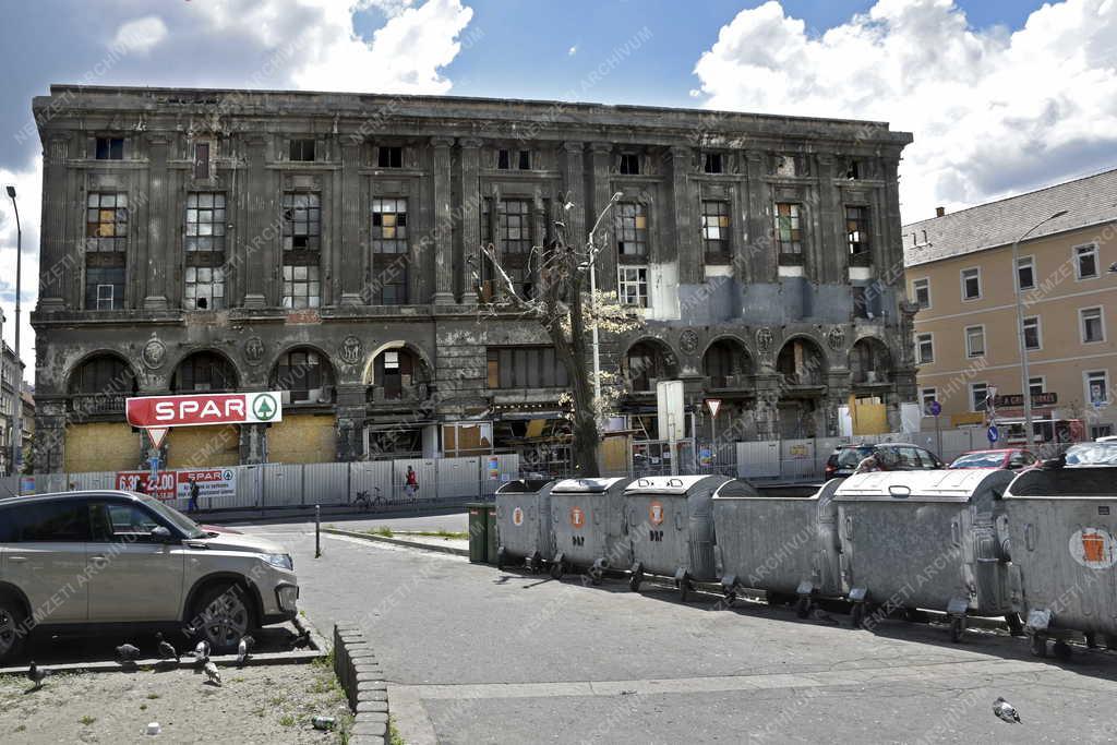 Településfejlesztés - Megújul Budapest legelső nagyáruháza, a Corvin Áruház