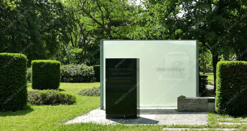 Temető - Budapest - Fiumei Úti Sírkert