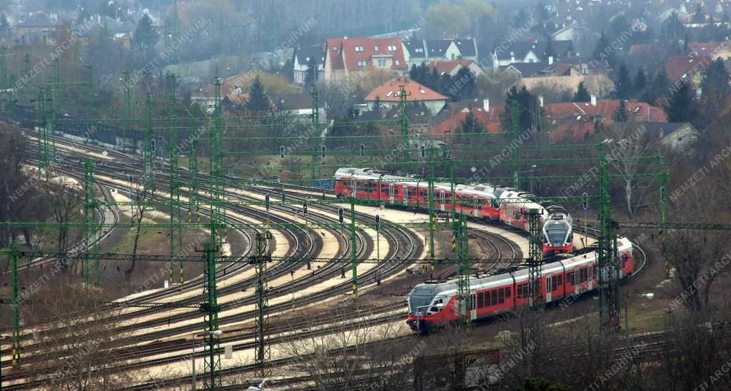 Közlekedés - Budapest - A kelenföldi vasúti pályaudvar