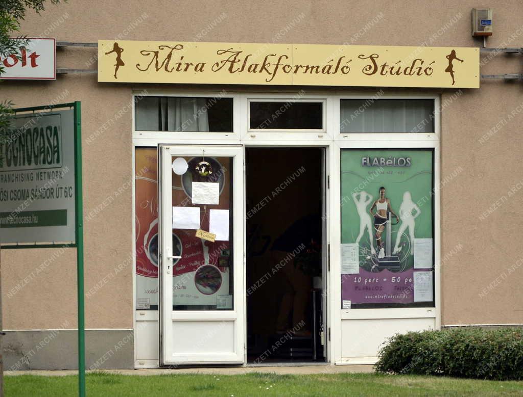 Szabadidő - Budapest - A Mira Alakformáló Stúdió Kőbányán