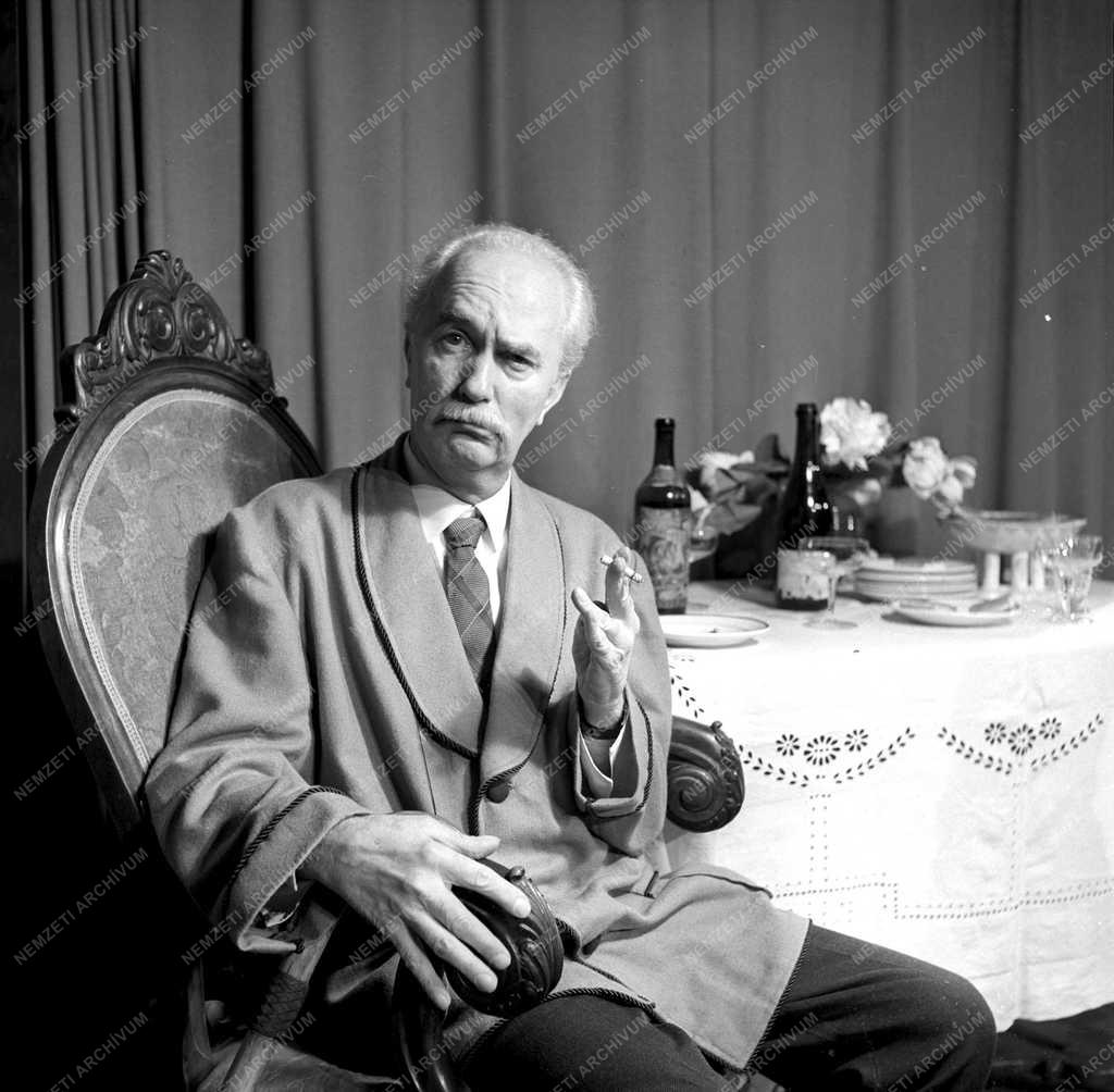 Színház - Romasov: Égő híd  