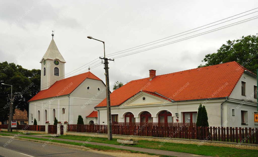 Egyház - Egyházi épület - A Református Egyházközség épületegyüttese