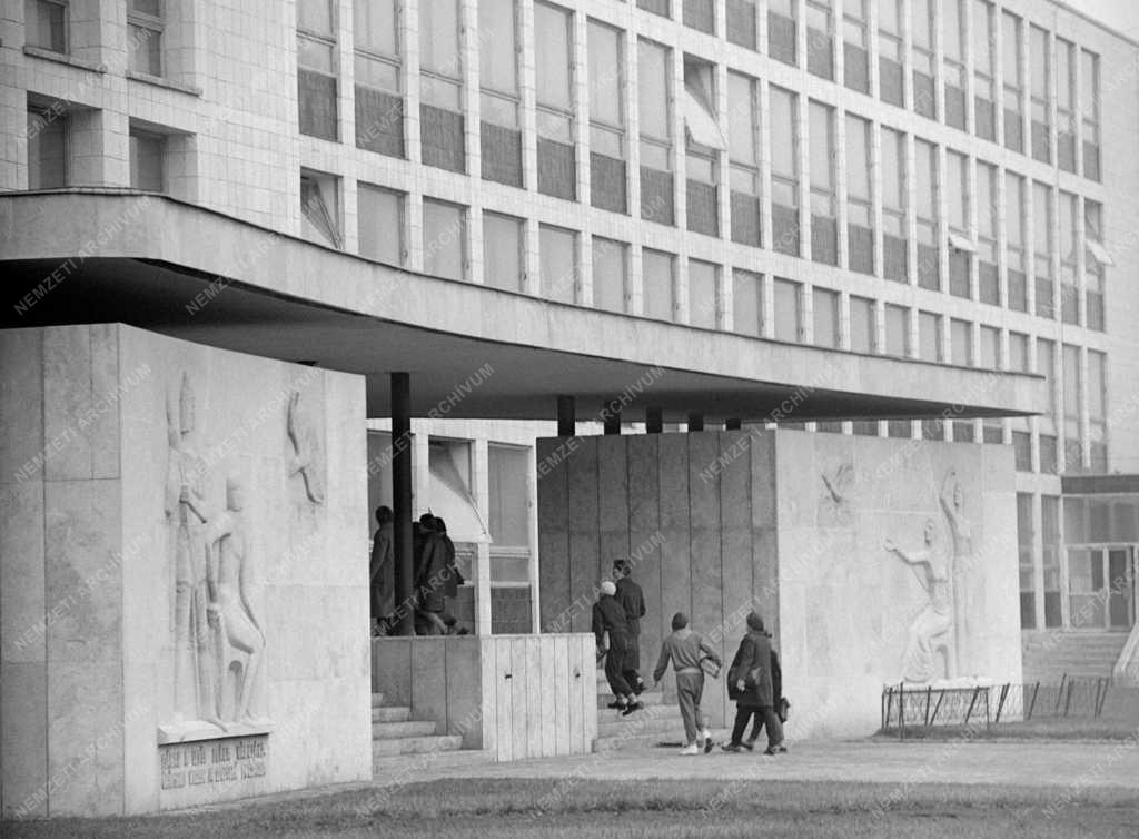 Oktatás - Alapfokú oktatás - Új általános iskola Dunaújvárosban