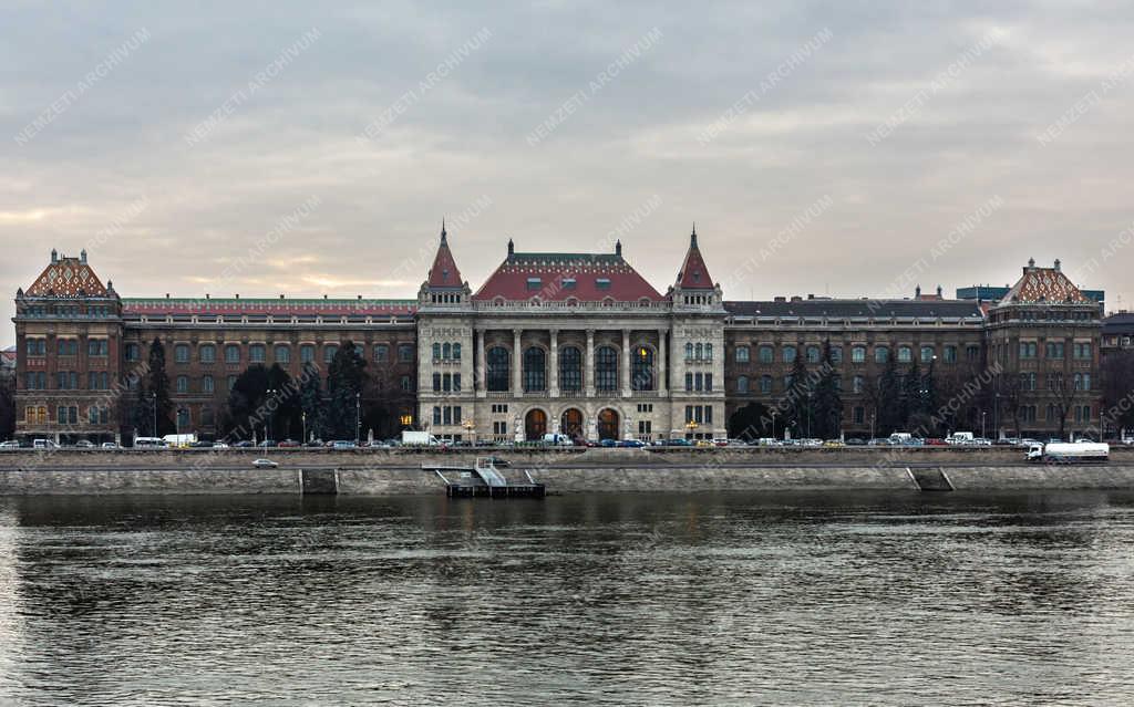 Oktatás - Budapest - Műszaki és Gazdaságtudományi Egyetem 