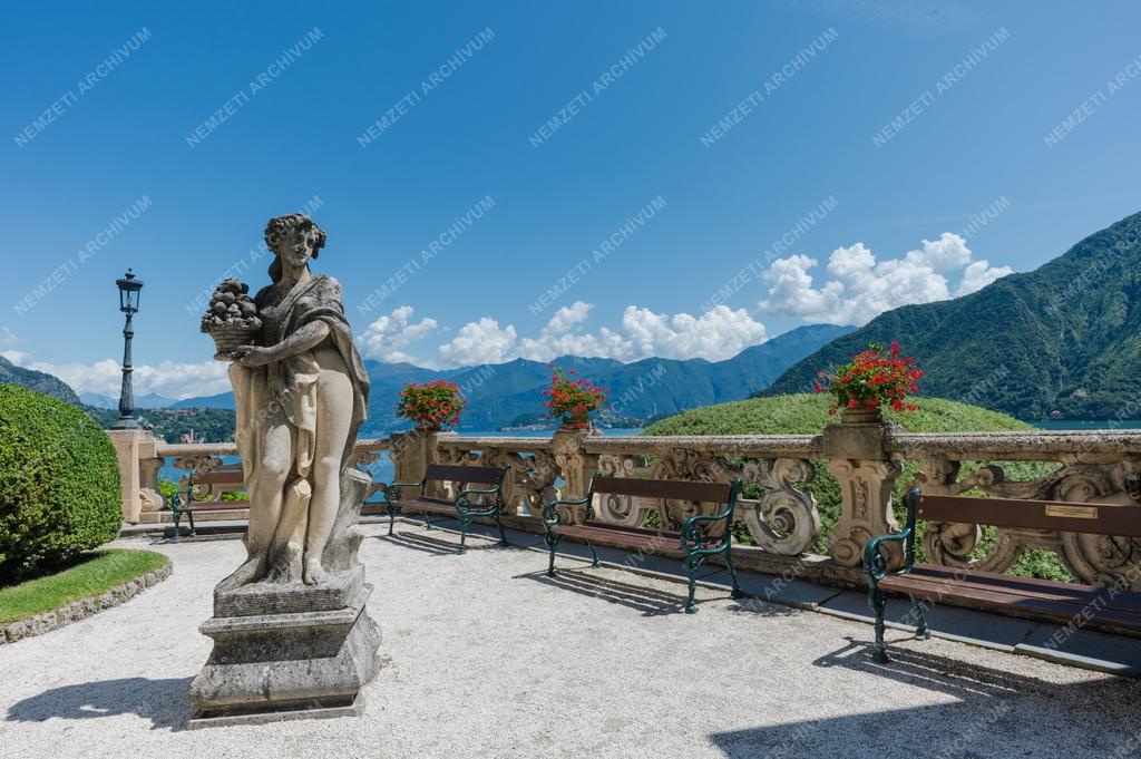 Szobrászat - Olaszország - Villa Balbianello