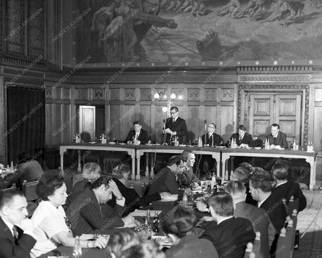 Külpolitika - Európai Biztonság és Együttműködés Magyar Nemzeti Bizottsága