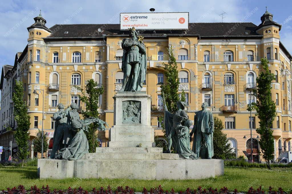 Műalkotás - Budapest - A Szent Imre-szobor